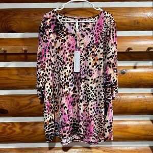 Dear Scarlett Pink and Black Animal Print Cali style Top 3x